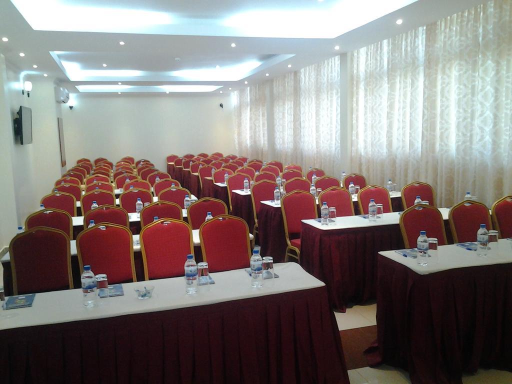 Great Seasons Hotel Kigali Extérieur photo