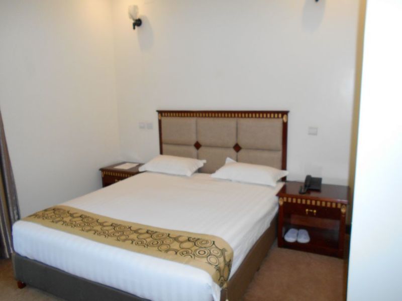 Great Seasons Hotel Kigali Extérieur photo