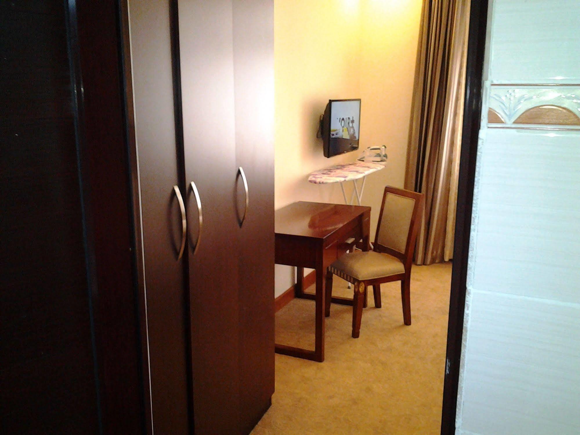 Great Seasons Hotel Kigali Extérieur photo