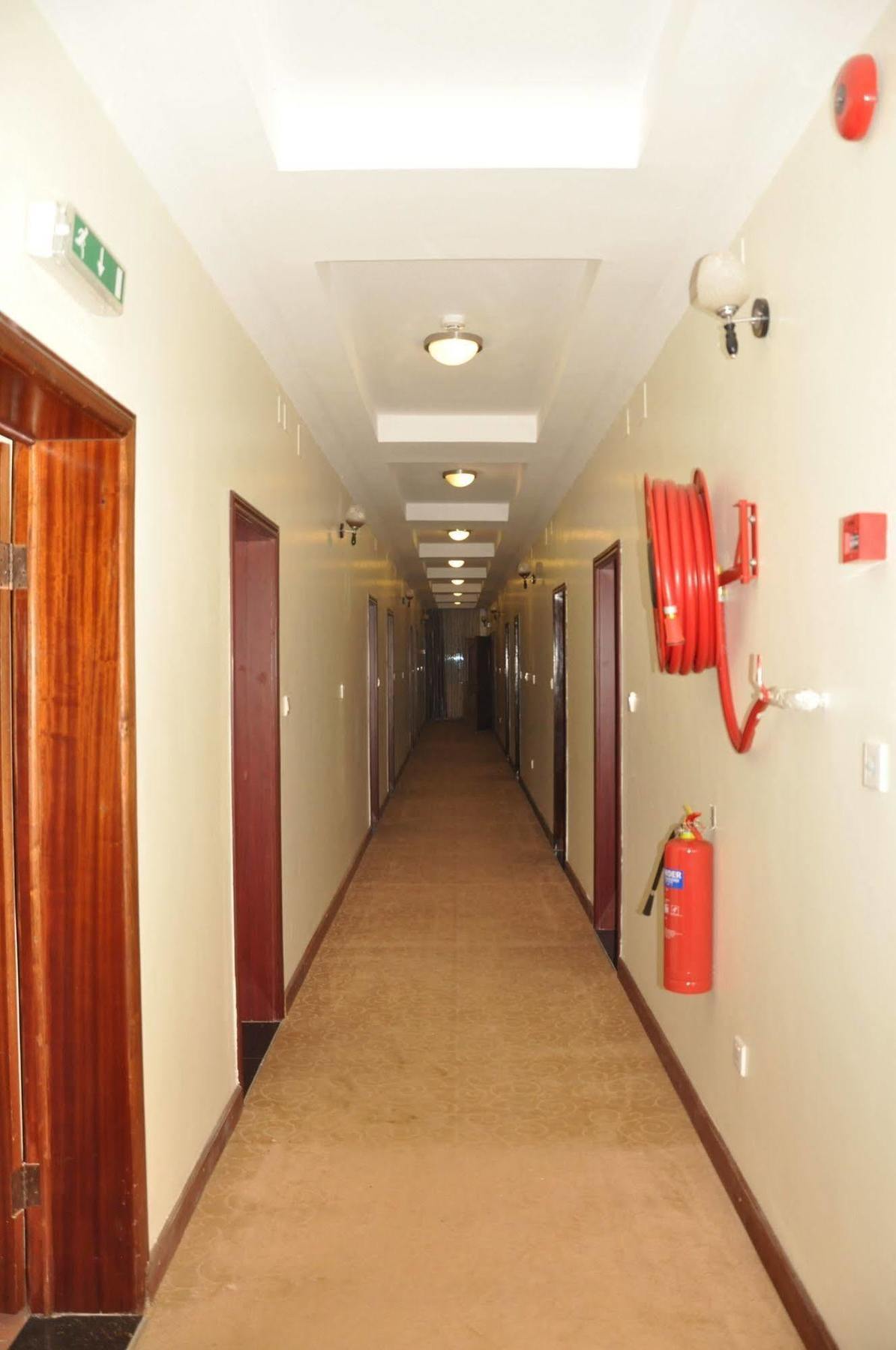 Great Seasons Hotel Kigali Extérieur photo
